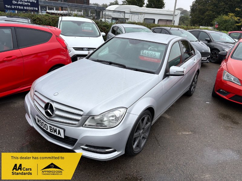 2013 Mercedes-Benz C Class 2.1 C220 CDI BlueEfficiency Executive SE Saloon 4dr Diesel G-Tronic Euro 5 s/s 170 ps